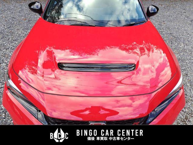 シビック タイプR レーシングブラックパッケージ ナビ・TV(9インチHonda CONNECT) ETC2.0 スマートキー ドライブモードセレクト 電動パーキングブレーキ スエード調専用スポーツシート アルミ製シフトノブ アルミペダル(4枚目)