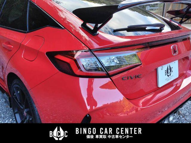 シビック タイプR レーシングブラックパッケージ ナビ・TV(9インチHonda CONNECT) ETC2.0 スマートキー ドライブモードセレクト 電動パーキングブレーキ スエード調専用スポーツシート アルミ製シフトノブ アルミペダル(8枚目)