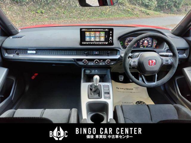 シビック タイプR レーシングブラックパッケージ ナビ・TV(9インチHonda CONNECT) ETC2.0 スマートキー ドライブモードセレクト 電動パーキングブレーキ スエード調専用スポーツシート アルミ製シフトノブ アルミペダル(16枚目)
