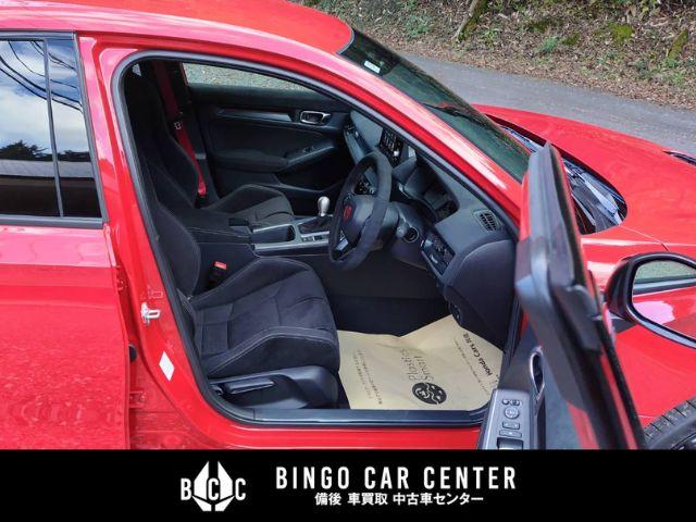 シビック タイプR レーシングブラックパッケージ ナビ・TV(9インチHonda CONNECT) ETC2.0 スマートキー ドライブモードセレクト 電動パーキングブレーキ スエード調専用スポーツシート アルミ製シフトノブ アルミペダル(29枚目)