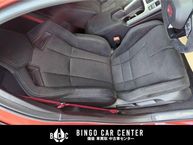 シビック タイプR レーシングブラックパッケージ ナビ・TV(9インチHonda CONNECT) ETC2.0 スマートキー ドライブモードセレクト 電動パーキングブレーキ スエード調専用スポーツシート アルミ製シフトノブ アルミペダル(30枚目)