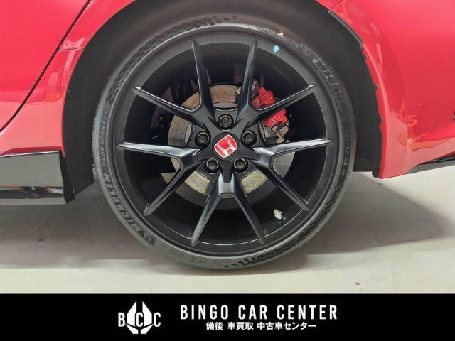 シビック タイプR レーシングブラックパッケージ ナビ・TV(9インチHonda CONNECT) ETC2.0 スマートキー ドライブモードセレクト 電動パーキングブレーキ スエード調専用スポーツシート アルミ製シフトノブ アルミペダル(44枚目)