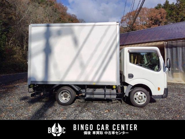 アトラストラック スーパーローＤＸ　１０尺　パネルバン　シャッター式後扉　荷室証明有　リヤゲートチェーン　キーレスエントリー　リヤトラフィックモニター　スタッドレスタイヤ６本付　４速ＡＴガソリン車（20枚目）