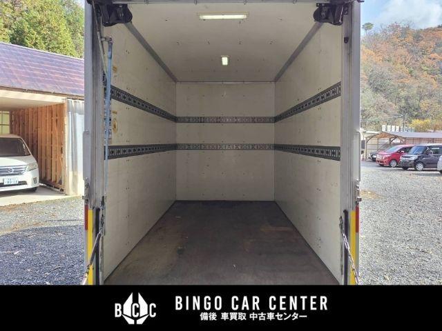 アトラストラック スーパーローＤＸ　１０尺　パネルバン　シャッター式後扉　荷室証明有　リヤゲートチェーン　キーレスエントリー　リヤトラフィックモニター　スタッドレスタイヤ６本付　４速ＡＴガソリン車（51枚目）