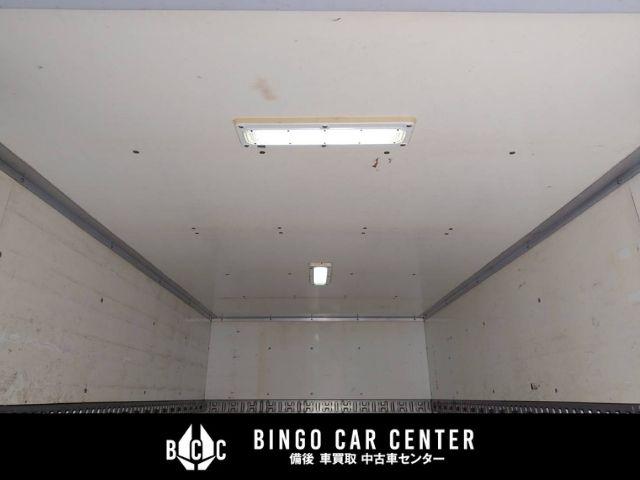 アトラストラック スーパーローＤＸ　１０尺　パネルバン　シャッター式後扉　荷室証明有　リヤゲートチェーン　キーレスエントリー　リヤトラフィックモニター　スタッドレスタイヤ６本付　４速ＡＴガソリン車（57枚目）