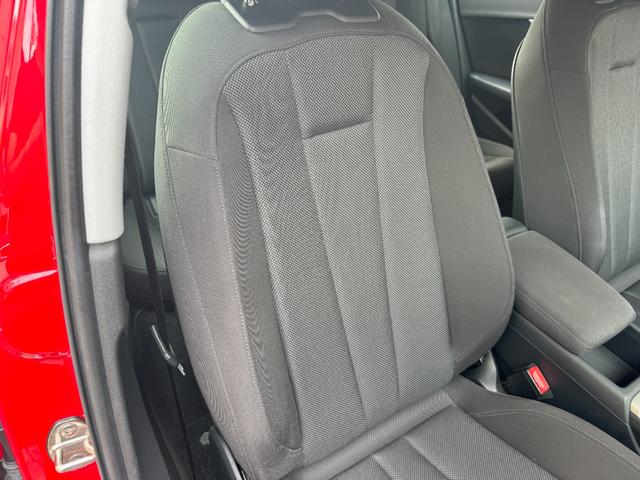 Ａ４ ２．０ＴＦＳＩ　★走行３８３００キロ★フルセグＴＶ★ＥＴＣ★Ｂｌｕｅｔｏｏｔｈ★クリアランスソナー★バックカメラ★電動シート★電動格納ミラー★純正１７インチＡＷ★オートライト★（24枚目）