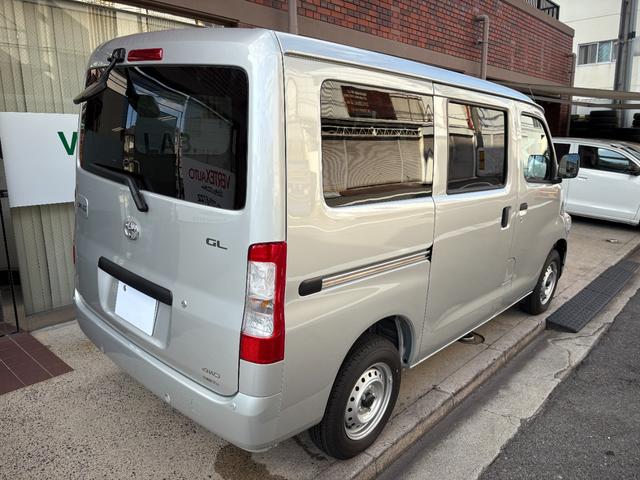 タウンエースバン GL ★登録済み未使用車★AT★4WD★ナビゲーション★フルセグTV★Bluetooth★ビルトインETC★純正ゴムマット★スマートアシスト★バックセンサー★キーレス★LEDヘッドランプ★(9枚目)