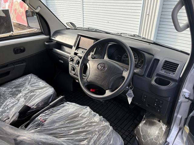 タウンエースバン GL ★登録済み未使用車★AT★4WD★ナビゲーション★フルセグTV★Bluetooth★ビルトインETC★純正ゴムマット★スマートアシスト★バックセンサー★キーレス★LEDヘッドランプ★(22枚目)