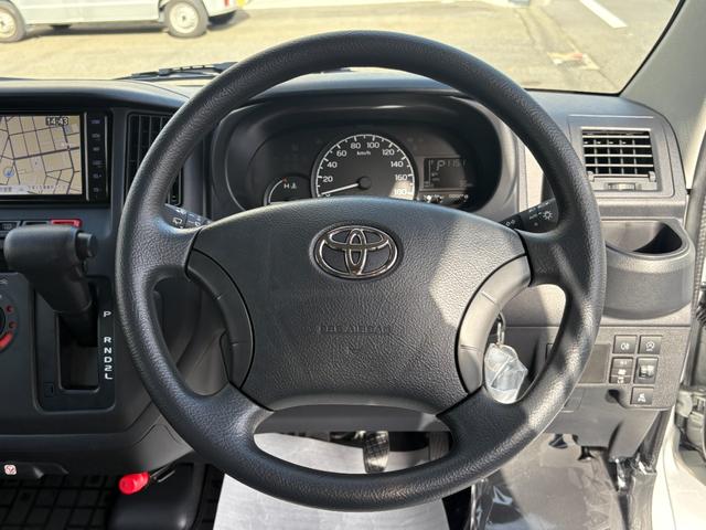 タウンエースバン GL ★登録済み未使用車★AT★4WD★ナビゲーション★フルセグTV★Bluetooth★ビルトインETC★純正ゴムマット★スマートアシスト★バックセンサー★キーレス★LEDヘッドランプ★(36枚目)