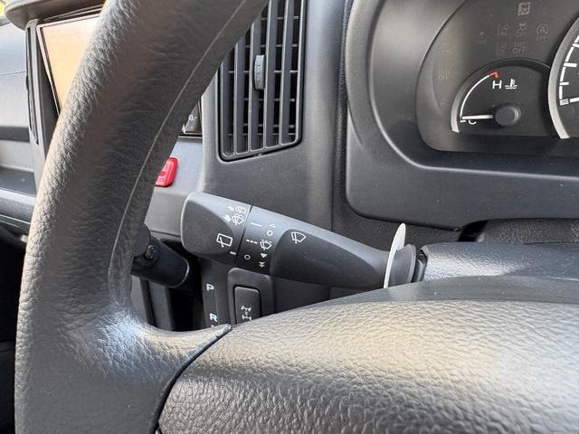 タウンエースバン GL ★登録済み未使用車★AT★4WD★ナビゲーション★フルセグTV★Bluetooth★ビルトインETC★純正ゴムマット★スマートアシスト★バックセンサー★キーレス★LEDヘッドランプ★(37枚目)