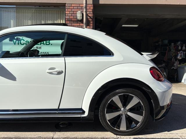ザ・ビートル ２．０Ｒライン　★走行距離４５５００キロ★サンルーフ★レーザーシート★純正１８インチＡＷ★レッドキャリパー★ＥＴＣ★ＨＩＤヘッドライト★社外７インチナビ★Ｂｌｕｅｔｏｏｔｈ★フルセグＴＶ★バックカメラ★（6枚目）