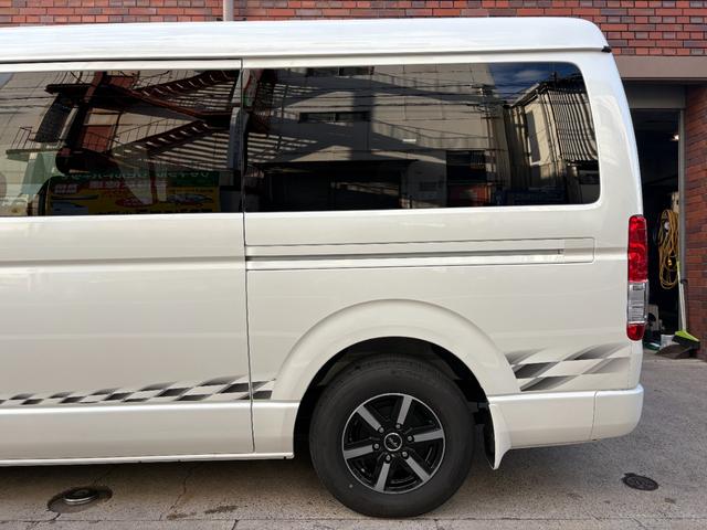 ハイエースワゴン GL ★フルセグナビ★パノラミックビューモニター★フリップダウンモニター★デジタルミラー型ドラレコ★LEDヘッドランプ★パワースライドドア★(6枚目)