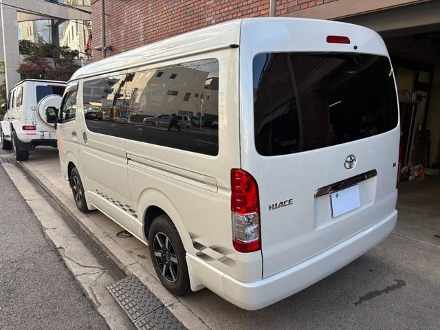 ハイエースワゴン GL ★フルセグナビ★パノラミックビューモニター★フリップダウンモニター★デジタルミラー型ドラレコ★LEDヘッドランプ★パワースライドドア★(7枚目)