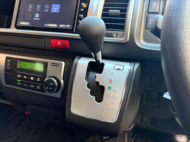 ハイエースワゴン GL ★フルセグナビ★パノラミックビューモニター★フリップダウンモニター★デジタルミラー型ドラレコ★LEDヘッドランプ★パワースライドドア★(41枚目)
