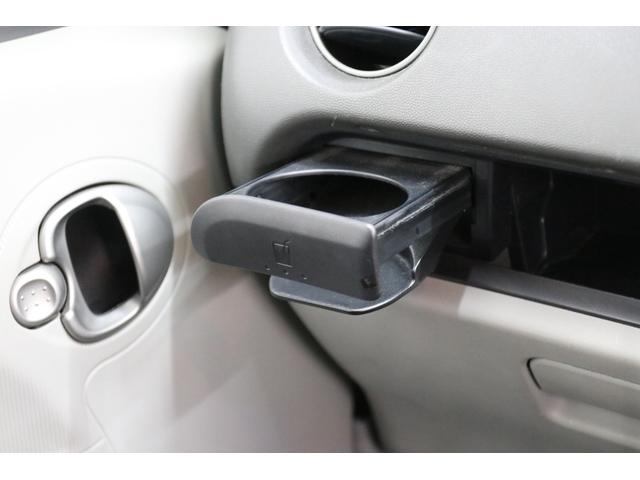 アイ Ｇ　ユーザー下取車　禁煙車　ストラーダＨＤＤフルセグナビ　ＣＤ／ＤＶＤ　オートエアコン　純正１５インチＡＷ　ＥＴＣ　純正ドアバイザー・フロアマット　オートパワーウィンドウ　電動格納ミラー　１２Ｖ／１２０Ｗ（67枚目）