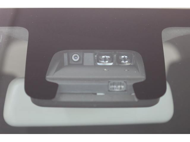衝突被害軽減ブレーキシステム（デュアルカメラブレーキサポート）が装備されておりますので、車両と歩行者を検知し、衝突の危険がある場合にブレーキを作動してくれます！