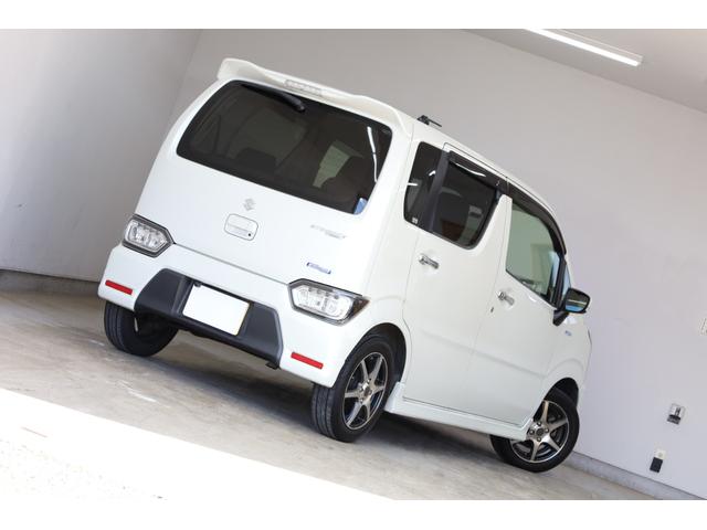 純正フロアマット（前後）＆ドアバイザーも装備されております！