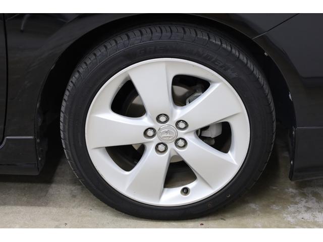 プリウス Ｇツーリングセレクションレザーパッケージ　後期型　本革シート　プリクラッシュセーフティ　禁煙車　アルパイン９型ＳＤナビ　ＢＴ接続　Ｂカメラ　純正１７インチＡＷ　ＬＥＤオートヘッドライト　パワーシート　シートヒーター　雨滴感知式ワイパー　ＥＴＣ（38枚目）