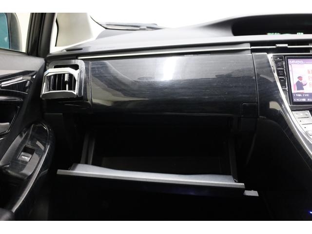 プリウス Ｇツーリングセレクションレザーパッケージ　後期型　本革シート　プリクラッシュセーフティ　禁煙車　アルパイン９型ＳＤナビ　ＢＴ接続　Ｂカメラ　純正１７インチＡＷ　ＬＥＤオートヘッドライト　パワーシート　シートヒーター　雨滴感知式ワイパー　ＥＴＣ（45枚目）