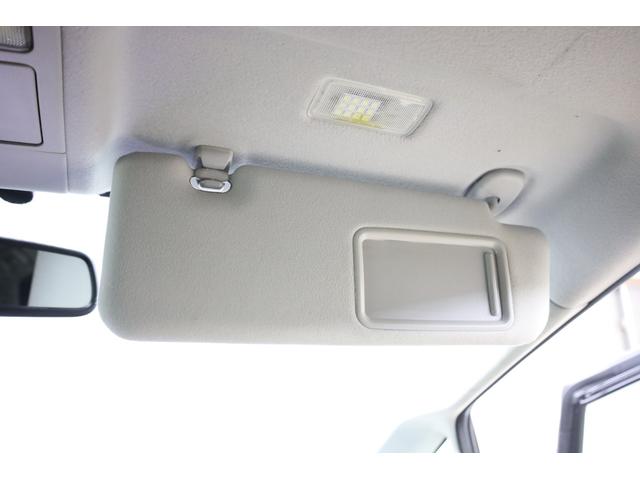 プリウス Ｇツーリングセレクションレザーパッケージ　後期型　本革シート　プリクラッシュセーフティ　禁煙車　アルパイン９型ＳＤナビ　ＢＴ接続　Ｂカメラ　純正１７インチＡＷ　ＬＥＤオートヘッドライト　パワーシート　シートヒーター　雨滴感知式ワイパー　ＥＴＣ（71枚目）