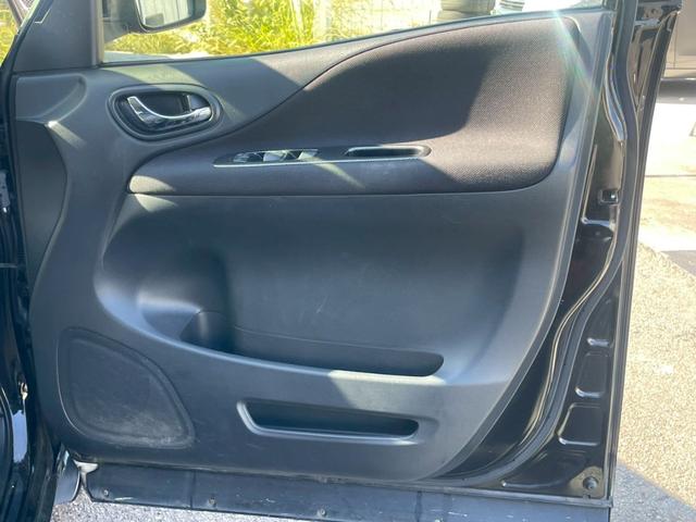 セレナ ライダー S-ハイブリッド ナビ フルセグTV フリップダウンモニター 両側電動スライドドア Bluetooth接続可 ETC スマートキー オートライト オートエアコン 8人乗り 盗難防止システム 修復歴なし CVT(45枚目)