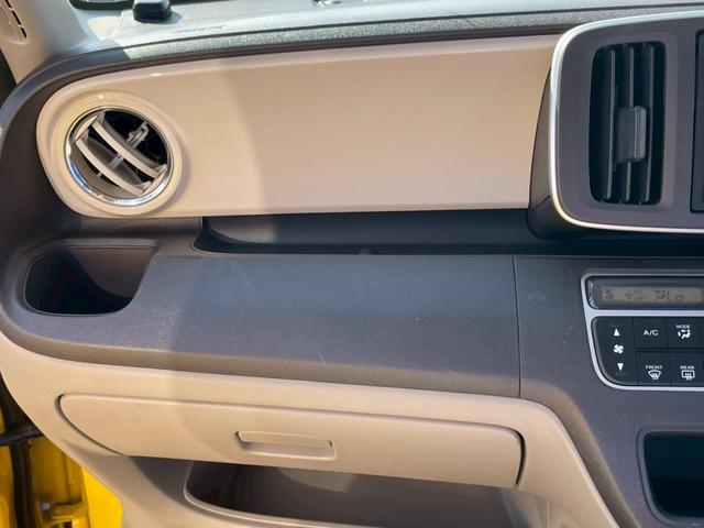 お車の状態は内外装共にとても綺麗な状態を保っておりますので私共でも自信を持ってお薦め出来る１台です！！同年式のお車と比べますと、大事にお乗りだった事を実感して頂けるはずです♪自社ローン