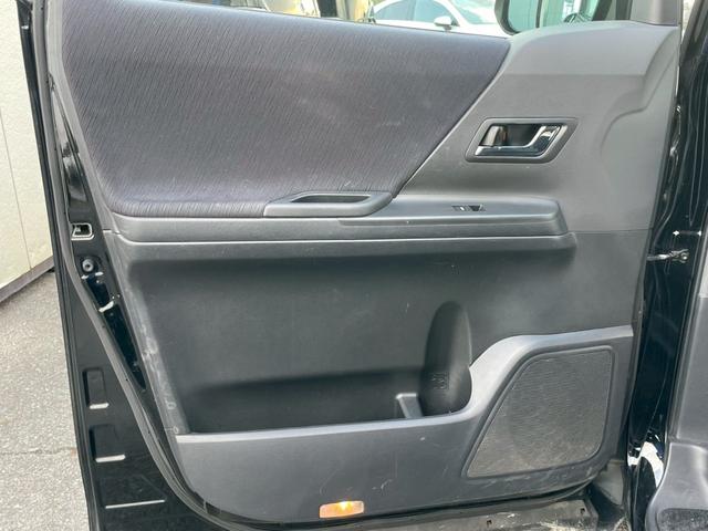 アルファード 240S 7人乗り 修復歴なし オットマン スマートキー コーナーセンサー オートライト オートエアコン ダブルエアコン HID 盗難防止システム 衝突安全ボディ(37枚目)