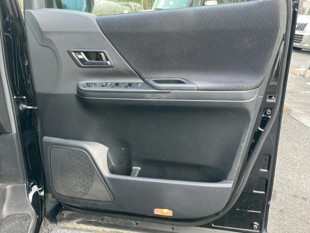 アルファード 240S 7人乗り 修復歴なし オットマン スマートキー コーナーセンサー オートライト オートエアコン ダブルエアコン HID 盗難防止システム 衝突安全ボディ(38枚目)