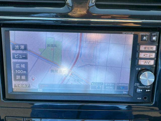 セレナ 　ナビ　フルセグＴＶ　バックカメラ　両側電動スライドドア　８人乗り　Ｂｌｕｅｔｏｏｔｈ接続可　衝突被害軽減システム　レーンアシスト　スマートキー　オートライト　ウォークスルー　ＣＤ／ＤＶＤ再生可（17枚目）