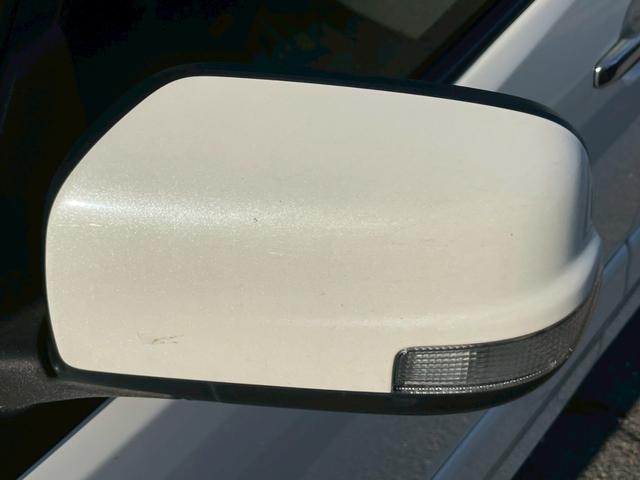 セレナ 　ナビ　フルセグＴＶ　バックカメラ　両側電動スライドドア　８人乗り　Ｂｌｕｅｔｏｏｔｈ接続可　衝突被害軽減システム　レーンアシスト　スマートキー　オートライト　ウォークスルー　ＣＤ／ＤＶＤ再生可（48枚目）