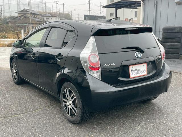 アクア G スマートキー プッシュスタート ETC バックカメラ 修復歴なし オートライト オートエアコン CVT 電動格納ミラー 衝突安全ボディ(11枚目)
