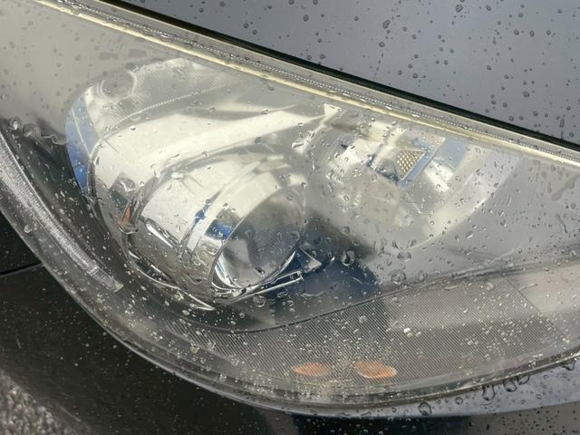 アクア G スマートキー プッシュスタート ETC バックカメラ 修復歴なし オートライト オートエアコン CVT 電動格納ミラー 衝突安全ボディ(45枚目)