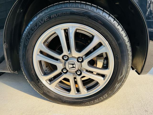 Ｎ－ＢＯＸ Ｇ・Ｌパッケージ　車検令和９年５月まで　ギャザーズ純正ナビ　フルセグ　ブルートゥース対応　バックカメラ　スマートキー２個　外装磨き済み　純正１４インチアルミホイール　内装ブラック　リア５面フィルム施工（22枚目）