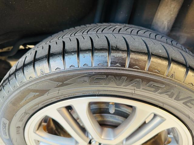 Ｎ－ＢＯＸ Ｇ・Ｌパッケージ　車検令和９年５月まで　ギャザーズ純正ナビ　フルセグ　ブルートゥース対応　バックカメラ　スマートキー２個　外装磨き済み　純正１４インチアルミホイール　内装ブラック　リア５面フィルム施工（29枚目）