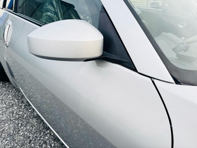 フェアレディZ ベースグレード 6速MT 最終型 ワーク19インチアルミホイール 車高調 柿本マフラー Bluetooth対応フルセグナビ バックカメラ ドライブレコーダー 外装グー鑑定5点(21枚目)