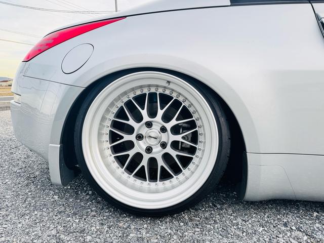 フェアレディZ ベースグレード 6速MT 最終型 ワーク19インチアルミホイール 車高調 柿本マフラー Bluetooth対応フルセグナビ バックカメラ ドライブレコーダー 外装グー鑑定5点(24枚目)