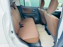 リアシートはほとんど使用感がありません。