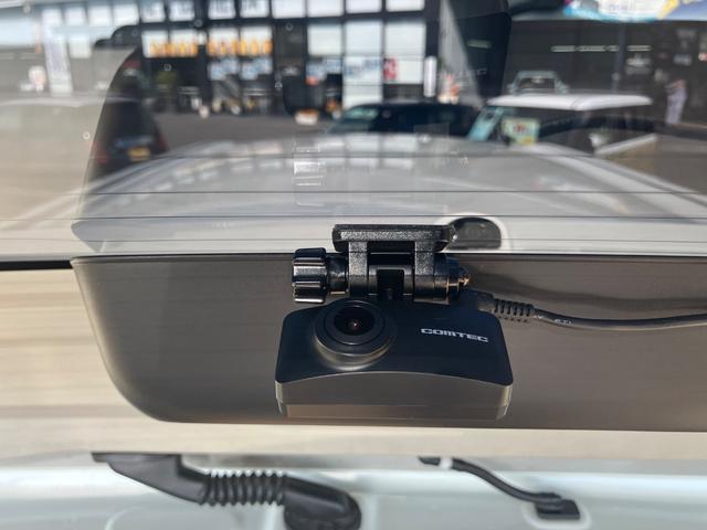 ムーヴキャンバス Ｇメイクアップリミテッド　ＳＡＩＩＩ　ドライブレコーダー　ＥＴＣ　全周囲カメラ　両側電動スライドドア　ナビ　ＴＶ　衝突被害軽減システム　オートマチックハイビーム　オートライト　ＬＥＤヘッドランプ　スマートキー　アイドリングストップ（23枚目）