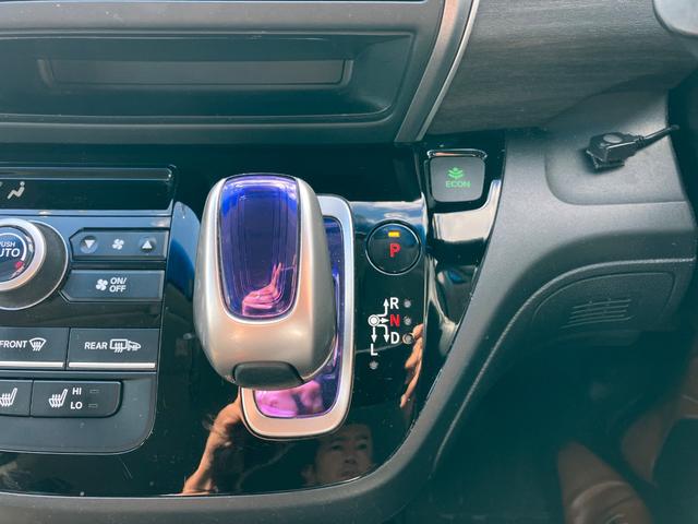 フリードハイブリッド ハイブリッド・EX ETC バックカメラ ナビTV クルーズコントロール 衝突被害軽減システム 両側電動スライドドア オートライト LEDヘッドランプ スマートキー アイドリングストップ(8枚目)