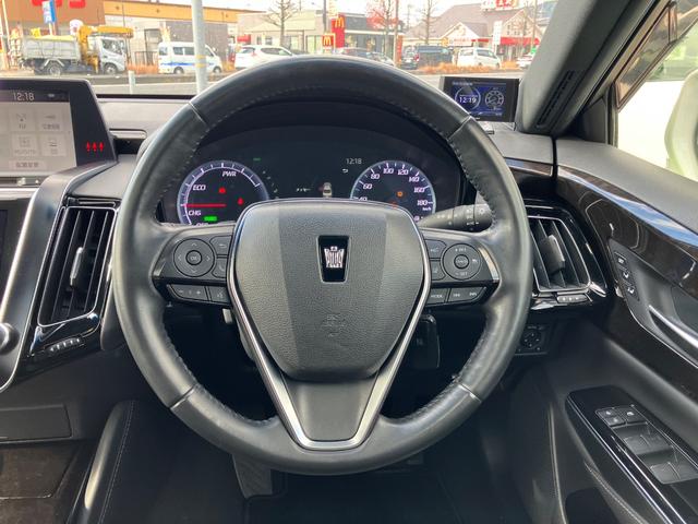 クラウンハイブリッド Ｇ－エグゼクティブ　サンルーフ　黒革シート　ドライブレコーダー　クリアランスソナー　クルーズコントロール　パークアシスト　衝突被害軽減システム　全周囲カメラ　ナビＴＶ　オートマチックハイビーム（3枚目）