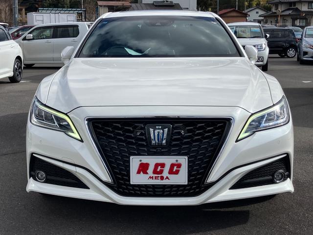 クラウンハイブリッド Ｇ－エグゼクティブ　サンルーフ　黒革シート　ドライブレコーダー　クリアランスソナー　クルーズコントロール　パークアシスト　衝突被害軽減システム　全周囲カメラ　ナビＴＶ　オートマチックハイビーム（14枚目）