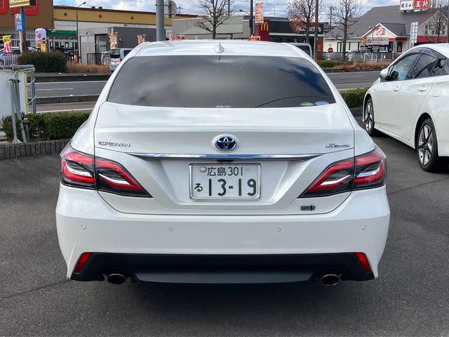 クラウンハイブリッド Ｇ－エグゼクティブ　サンルーフ　黒革シート　ドライブレコーダー　クリアランスソナー　クルーズコントロール　パークアシスト　衝突被害軽減システム　全周囲カメラ　ナビＴＶ　オートマチックハイビーム（17枚目）