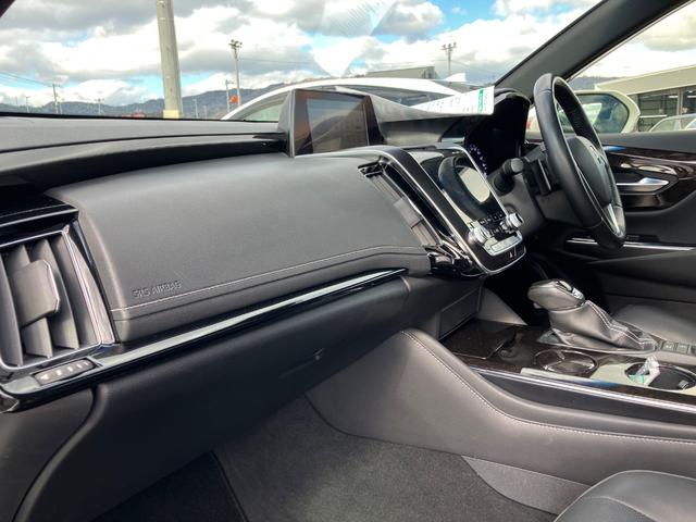 クラウンハイブリッド Ｇ－エグゼクティブ　サンルーフ　黒革シート　ドライブレコーダー　クリアランスソナー　クルーズコントロール　パークアシスト　衝突被害軽減システム　全周囲カメラ　ナビＴＶ　オートマチックハイビーム（23枚目）