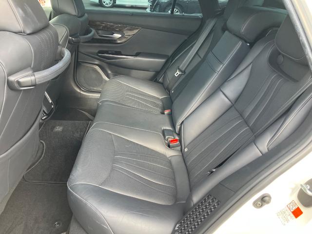 クラウンハイブリッド Ｇ－エグゼクティブ　サンルーフ　黒革シート　ドライブレコーダー　クリアランスソナー　クルーズコントロール　パークアシスト　衝突被害軽減システム　全周囲カメラ　ナビＴＶ　オートマチックハイビーム（31枚目）