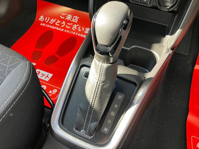 スイフト ハイブリッドＭＺ　全周囲カメラ　ディスプレイオーディオ　クリアランスソナー　オートクルーズコントロール　衝突被害軽減システム　オートライト　ＬＥＤヘッドランプ　スマートキー　アイドリングストップ（7枚目）