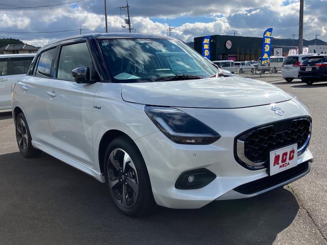 スイフト ハイブリッドＭＺ　全周囲カメラ　ディスプレイオーディオ　クリアランスソナー　オートクルーズコントロール　衝突被害軽減システム　オートライト　ＬＥＤヘッドランプ　スマートキー　アイドリングストップ（15枚目）