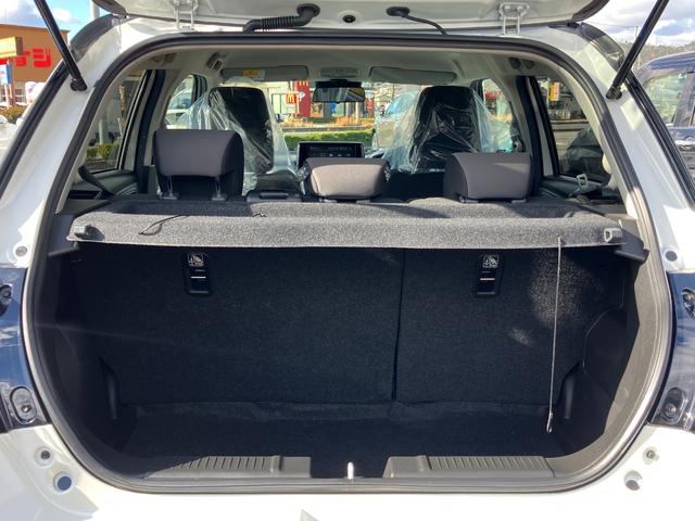 スイフト ハイブリッドＭＺ　全周囲カメラ　ディスプレイオーディオ　クリアランスソナー　オートクルーズコントロール　衝突被害軽減システム　オートライト　ＬＥＤヘッドランプ　スマートキー　アイドリングストップ（19枚目）