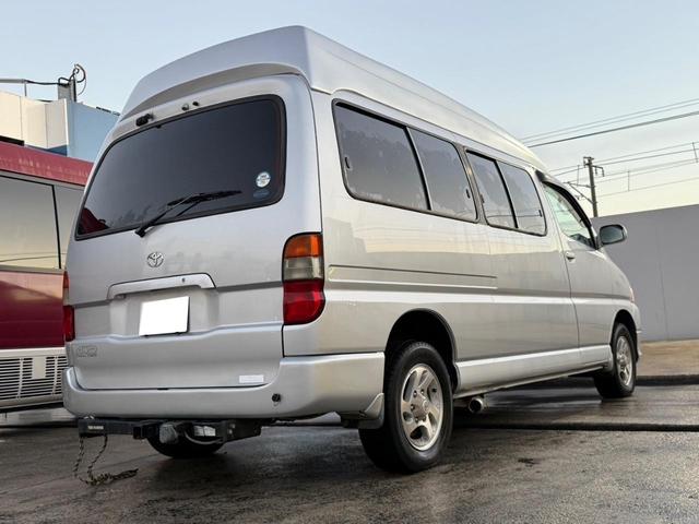 グランドハイエース 4WD ETC スライドドア AT アルミホイール CD エアコン パワーウィンドウ 運転席エアバッグ 助手席エアバッグ(5枚目)