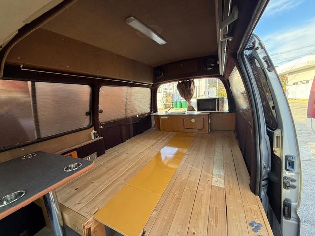 グランドハイエース 4WD ETC スライドドア AT アルミホイール CD エアコン パワーウィンドウ 運転席エアバッグ 助手席エアバッグ(13枚目)