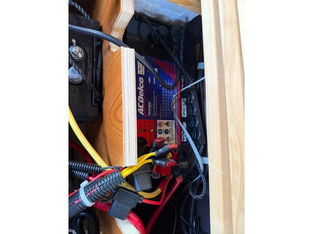 グランドハイエース 4WD ETC スライドドア AT アルミホイール CD エアコン パワーウィンドウ 運転席エアバッグ 助手席エアバッグ(26枚目)